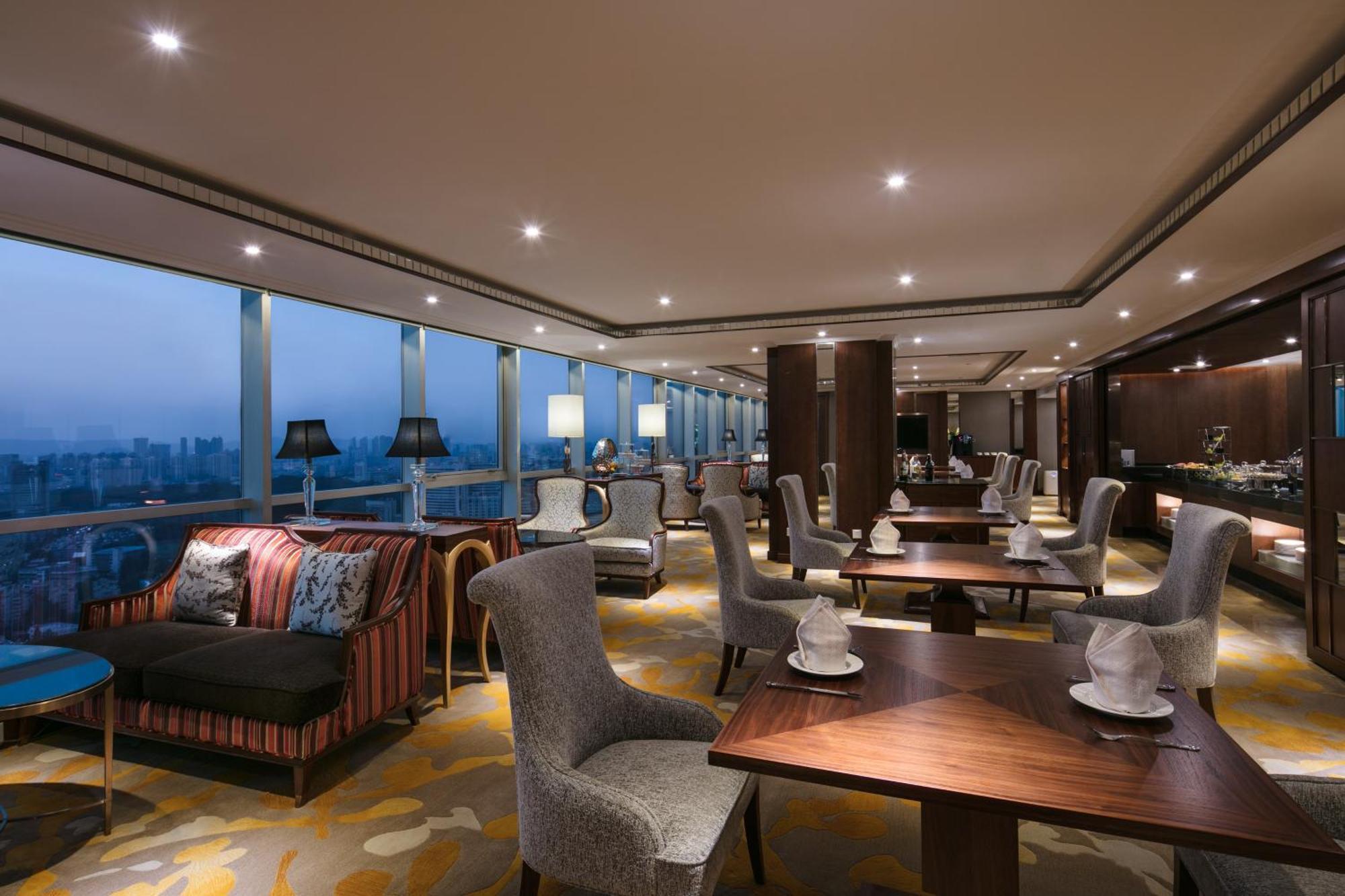 Sheraton Nanjing Kingsley Hotel & Towers Exteriör bild