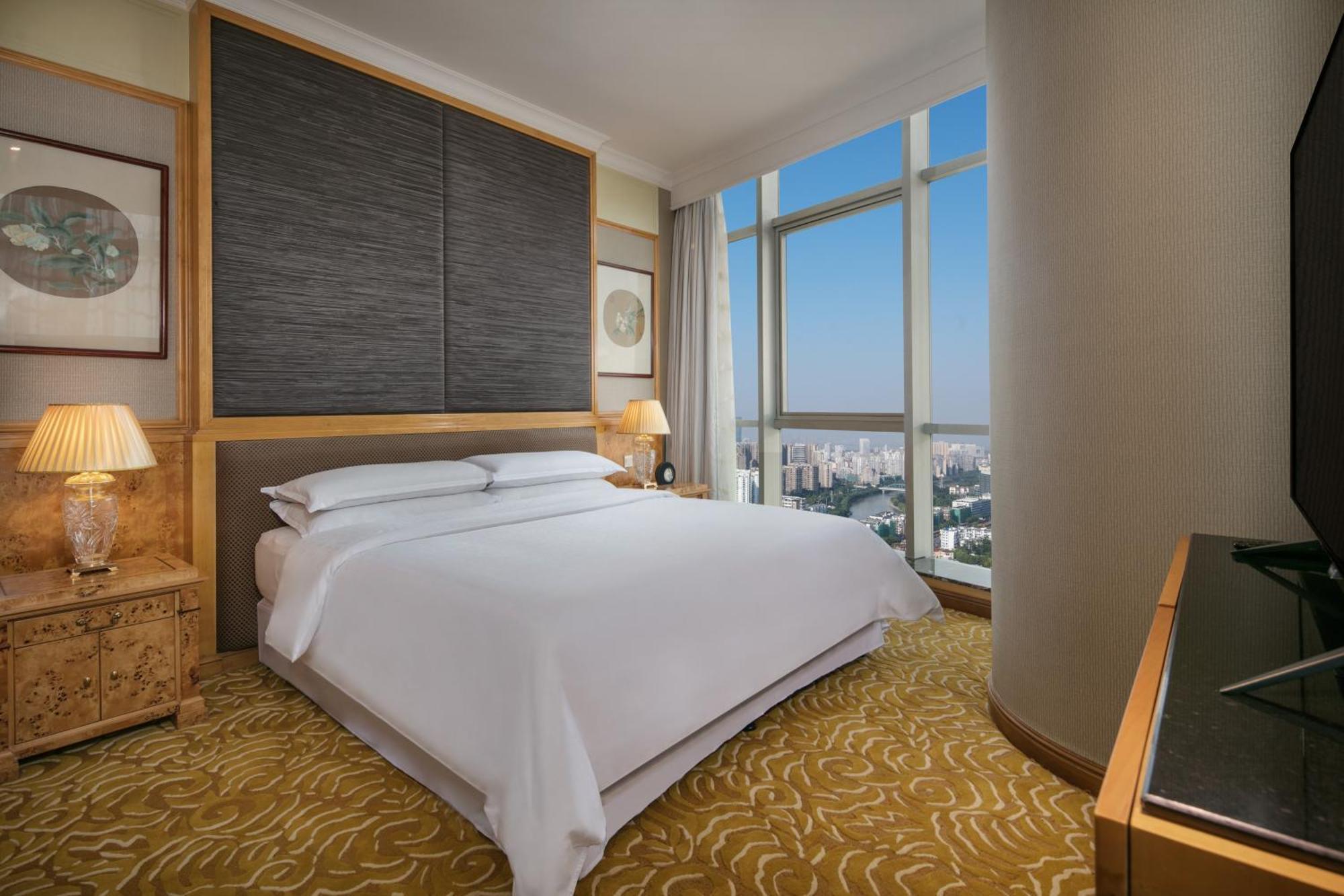 Sheraton Nanjing Kingsley Hotel & Towers Exteriör bild
